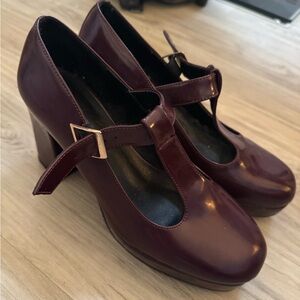 Women's Burgundy T-Strap Block Heel Pumps